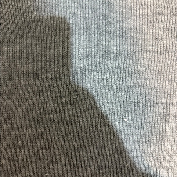 Vintage Fila Men's Gray Sweater with Red and White Stripes - Picture 6 of 6